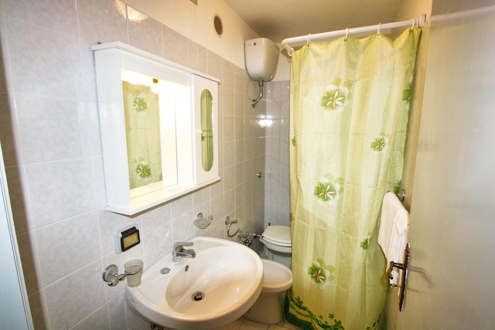 San Francesco Relais Bed & Breakfast มัสซาลูเบรนเซ ภายนอก รูปภาพ
