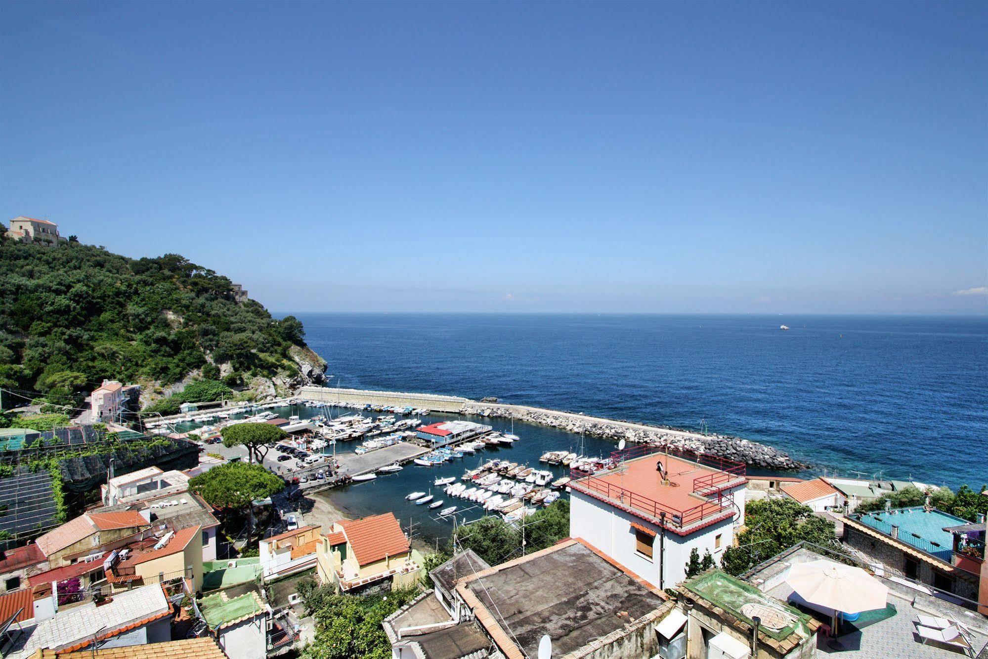 San Francesco Relais Bed & Breakfast มัสซาลูเบรนเซ ภายนอก รูปภาพ
