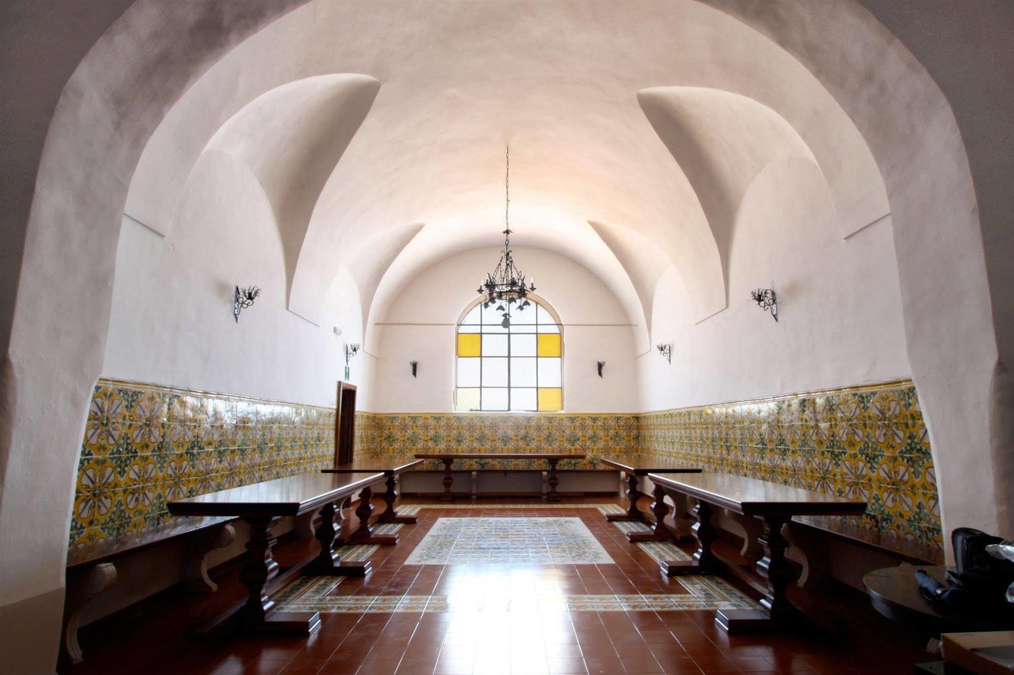 San Francesco Relais Bed & Breakfast มัสซาลูเบรนเซ ภายนอก รูปภาพ