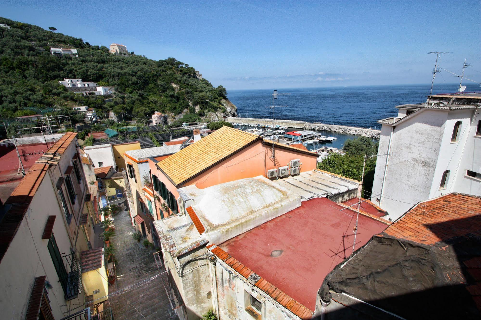 San Francesco Relais Bed & Breakfast มัสซาลูเบรนเซ ภายนอก รูปภาพ